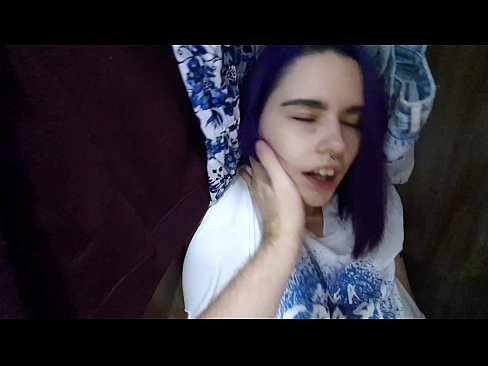 ❤️ พบน้องสาวของฉันในตู้เสื้อผ้าและช่วยเธอหลั่ง แค่โป๊ ที่ th.pornofilmtv.ru ❌️